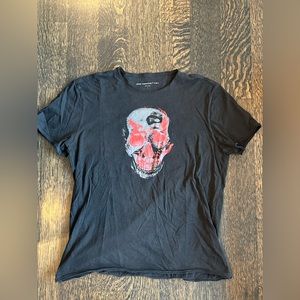 John Varvatos size large, super soft men’s tshirt